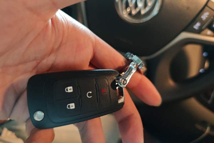 Used Buick GL8 2018 28T Comfort Model China VI Standard Vehicle Key