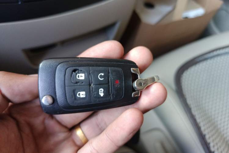 Used Buick GL8 2018 28T Prestige Version China VI Standard Vehicle Key