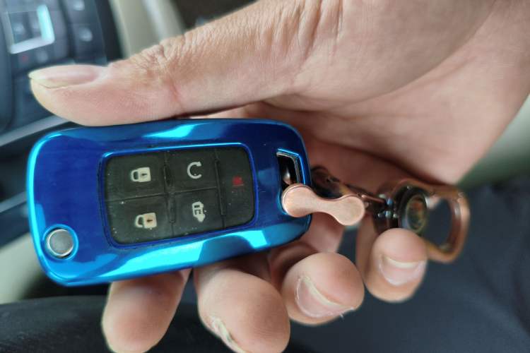 Used Buick GL8 2018 28T Luxury Model China VI Standard Vehicle Key