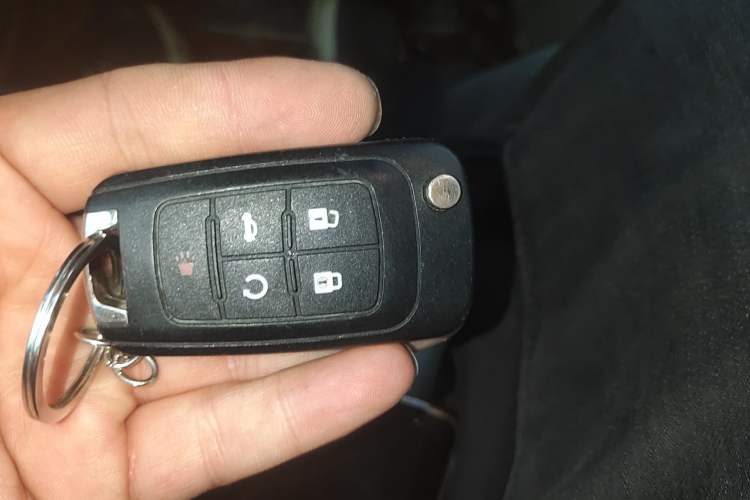 Used Buick GL8 2018 28T Luxury Model China VI Standard Vehicle Key