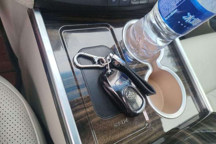 Used Buick GL8 2018 ES 28T Comfort Model China VI Standard Vehicle Key