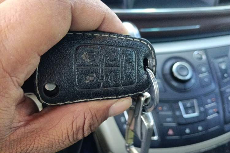 Used Buick GL8 2018 28T Luxury Model China VI Standard Vehicle Key