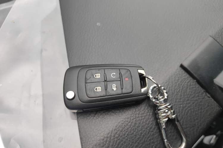 Used Buick GL8 2018 28T Luxury Model China VI Standard Vehicle Key