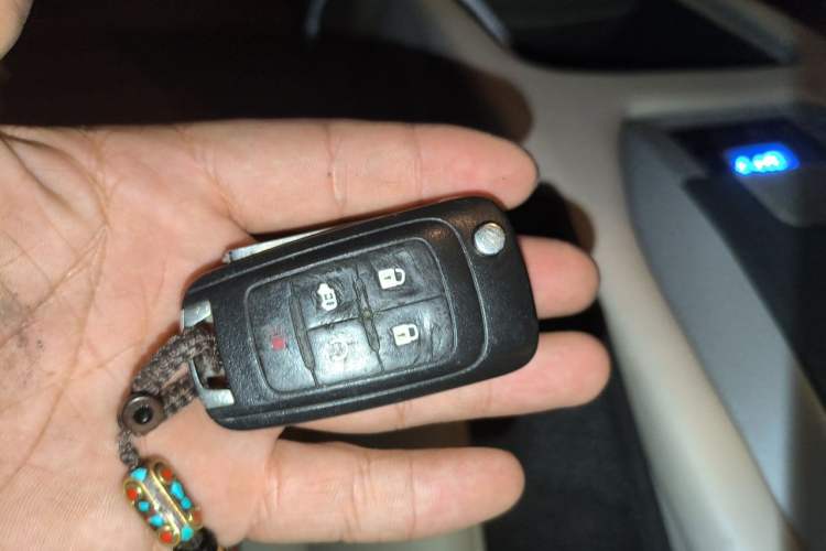 Used Buick GL8 2018 28T Luxury Model China VI Standard Vehicle Key