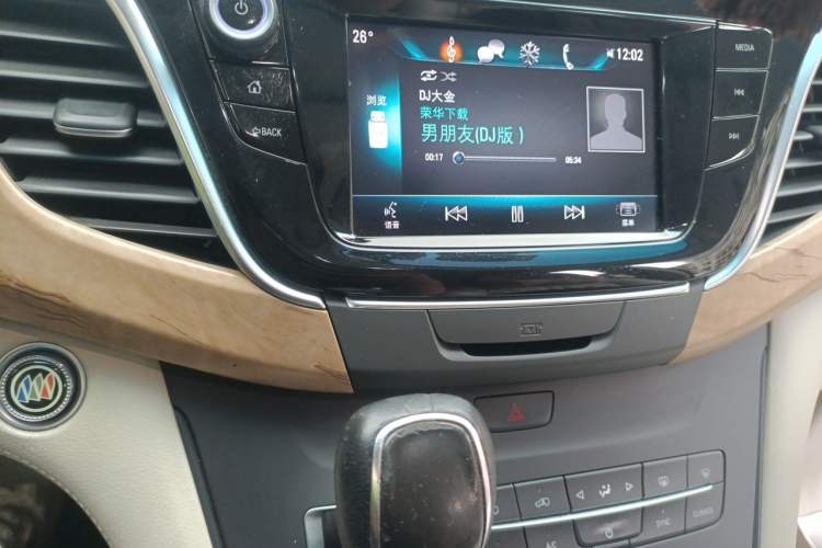 Used Buick GL8 2018 ES 28T Comfort Model China VI Standard Audio And AC Panel