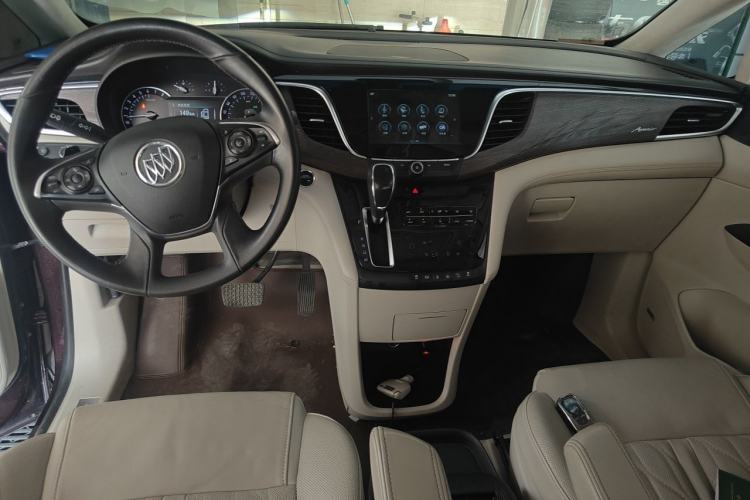 Used Buick GL8 2018 28T Avenir Avia China VI Standard Center Console