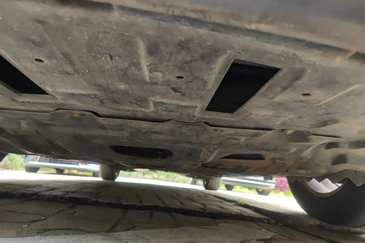 Used Buick GL8 2018 ES 28T Comfort Model China VI Standard Chassis Front