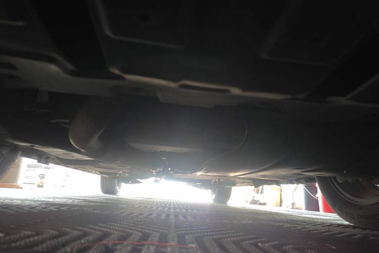 Used Buick GL8 2018 28T Avenir Avia China VI Standard Chassis Front