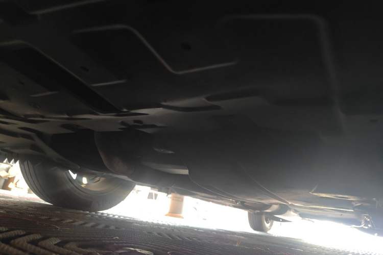 Used Buick GL8 2018 28T Avenir Avia China VI Standard Chassis Front Left