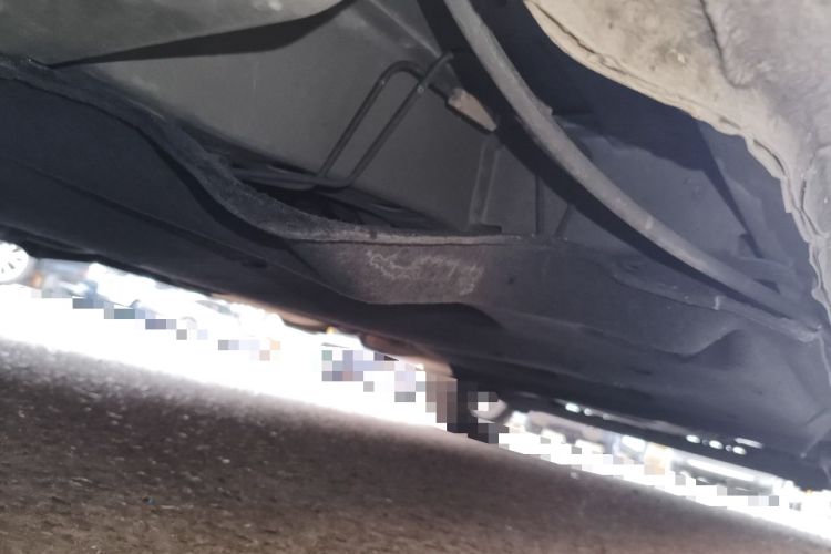 Used Buick GL8 2018 28T Luxury Model China VI Standard Chassis Front Left
