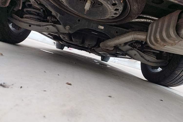 Used Buick GL8 2018 28T Avenir Avia China VI Standard Chassis Rear