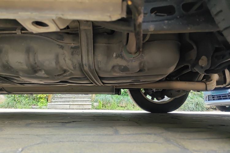 Used Buick GL8 2018 ES 28T Comfort Model China VI Standard Chassis Rear Left