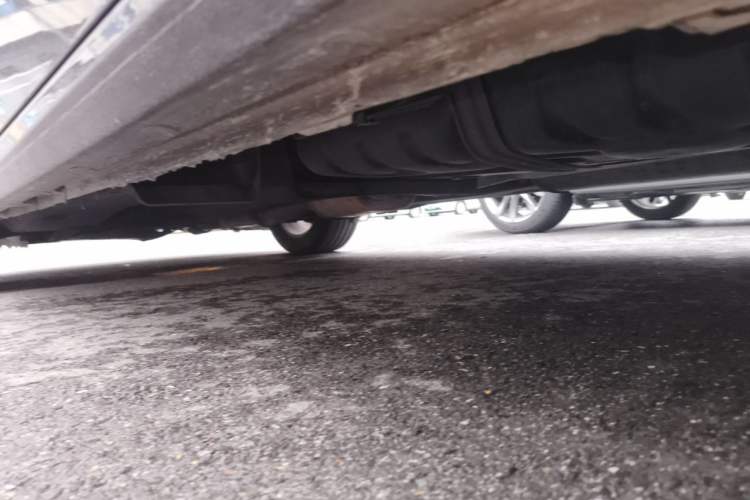 Used Buick GL8 2018 28T Avenir Avia China VI Standard Chassis Rear Left