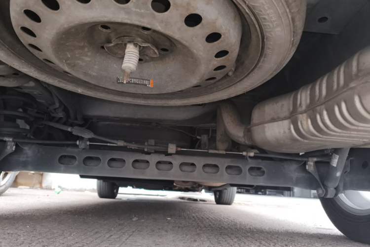 Used Buick GL8 2018 28T Luxury Model China VI Standard Chassis Rear