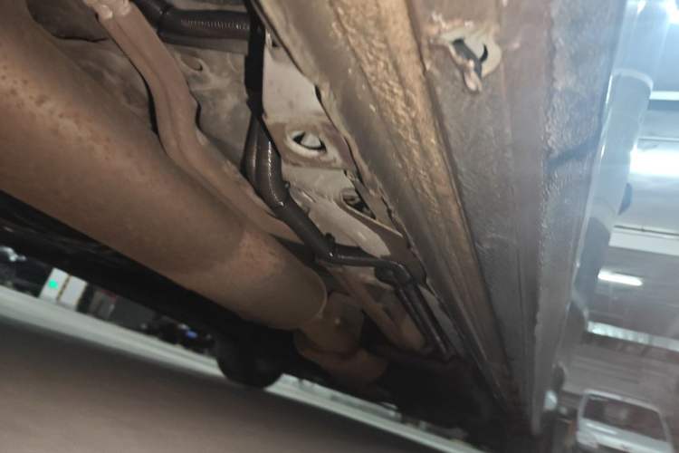 Used Buick GL8 2018 ES 28T Comfort Model China VI Standard Chassis Rear Right
