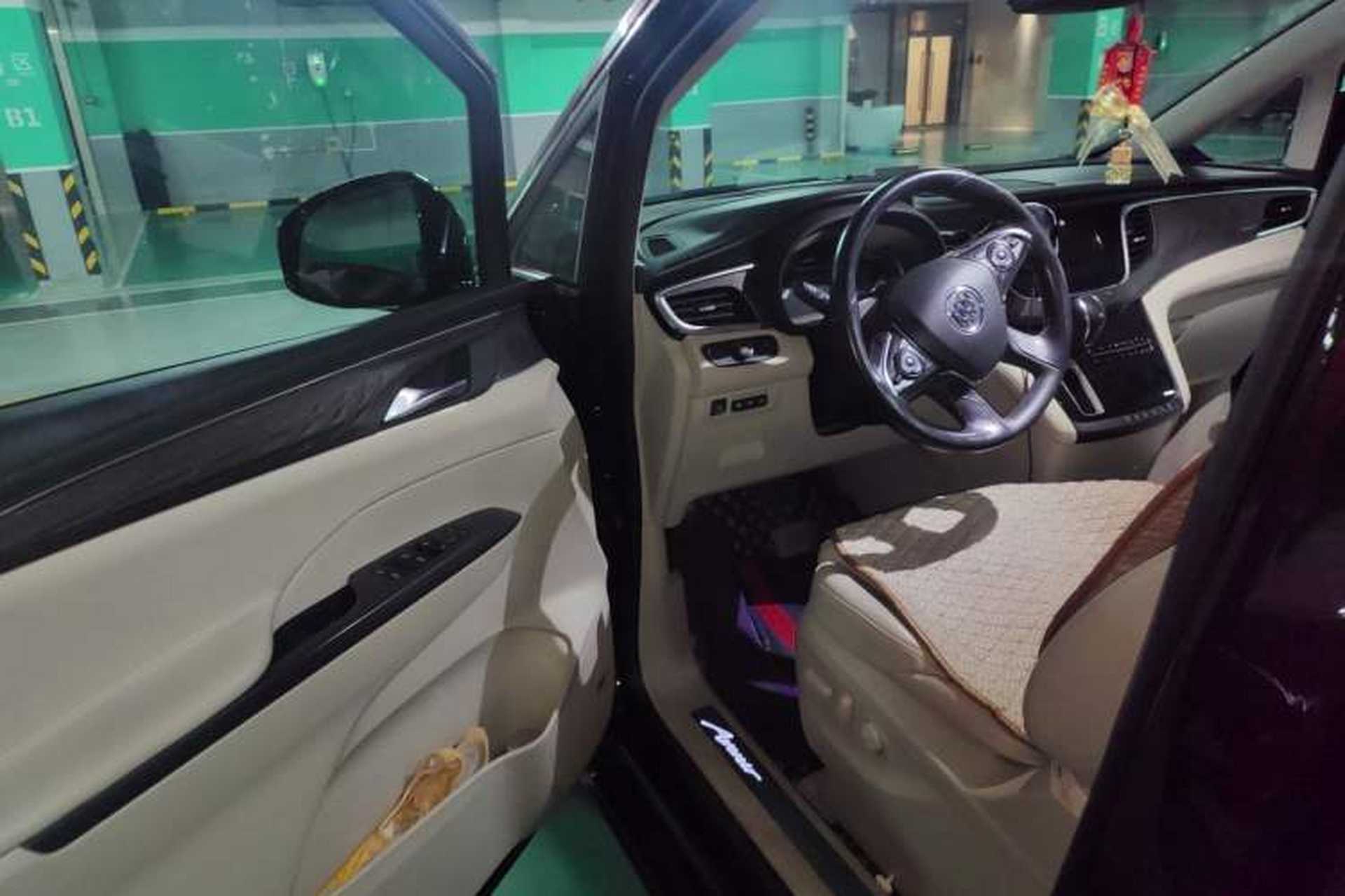 Used Buick GL8 2018 28T Avenir Avia China VI Standard Driver Seat