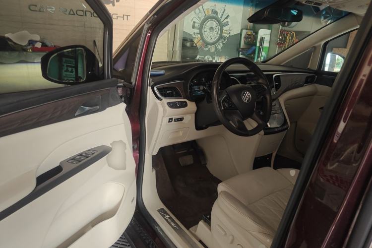 Used Buick GL8 2018 28T Avenir Avia China VI Standard Driver Seat