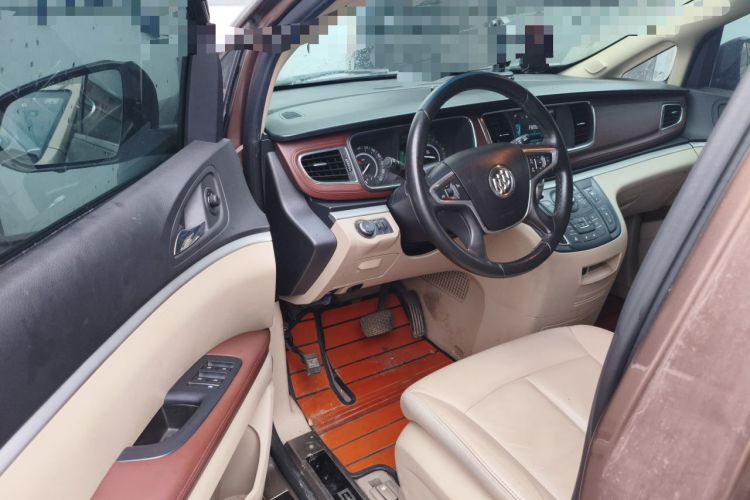 Used Buick GL8 2018 28T Luxury Model China VI Standard Driver Seat