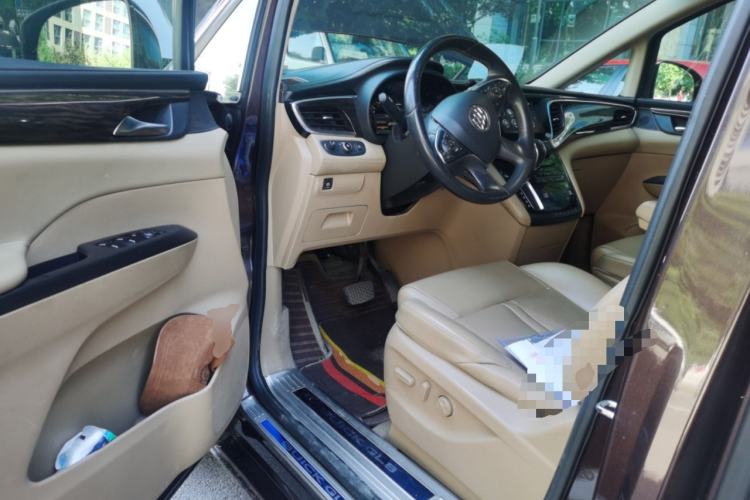 Used Buick GL8 2018 ES 28T Luxury Model China VI Standard Driver Seat
