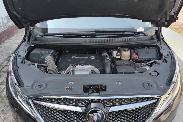 Used Buick GL8 2018 28T Avenir Avia China VI Standard Engine Bay