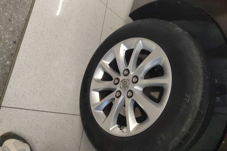 Used Buick GL8 2018 ES 28T Comfort Model China VI Standard Exterior 5