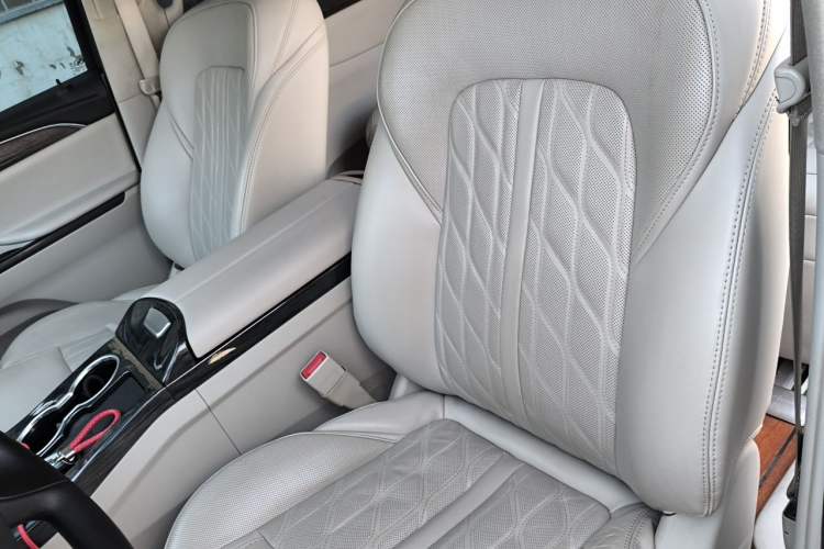 Used Buick GL8 2018 28T Avenir Avia China VI Standard Left Front Seat