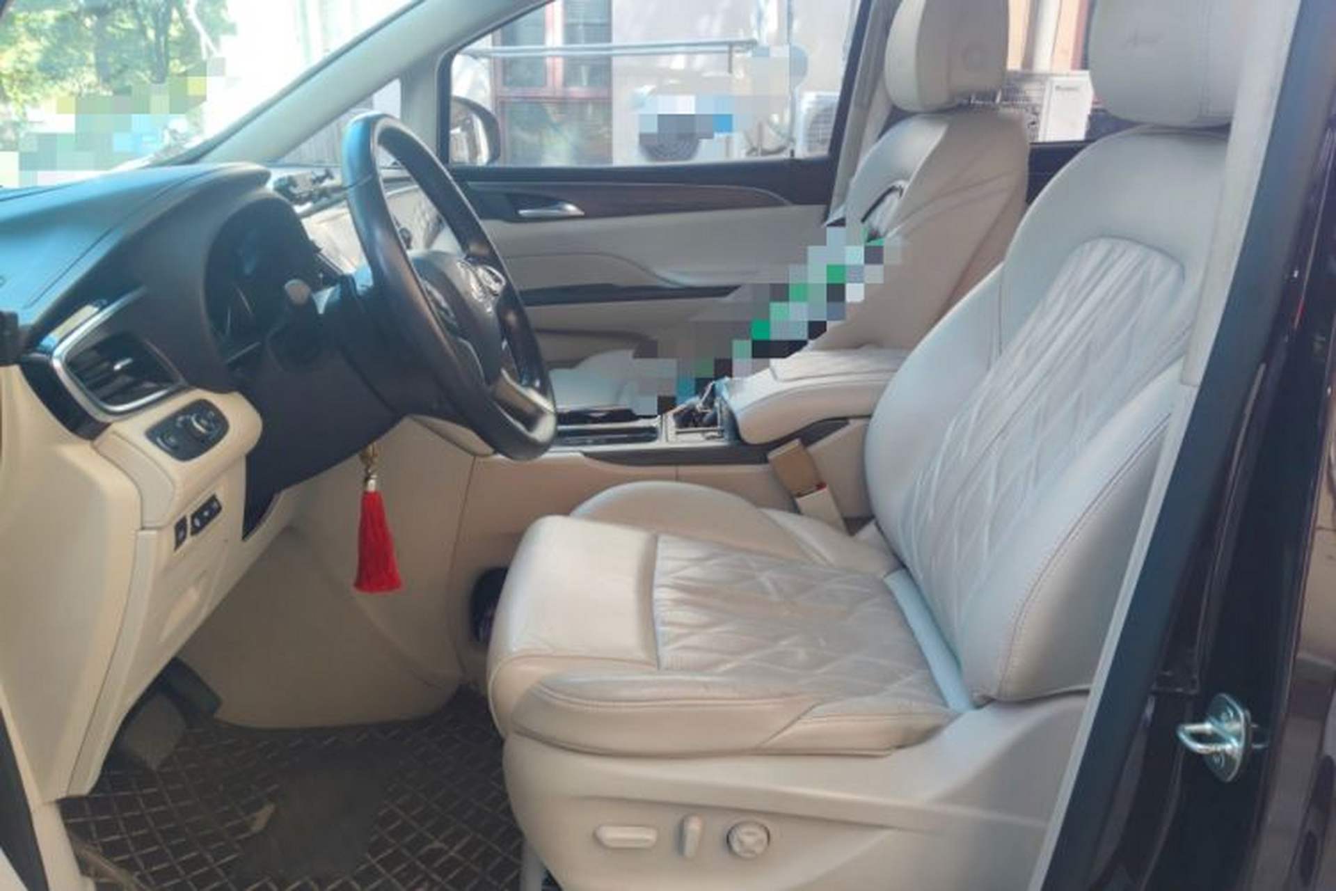 Used Buick GL8 2018 28T Avenir Avia China VI Standard Left Front Seat
