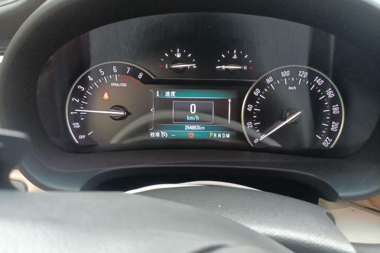 Used Buick GL8 2018 ES 28T Comfort Model China VI Standard Odometer Close Up