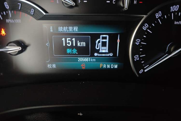 Used Buick GL8 2018 28T Avenir Avia China VI Standard Odometer Close Up