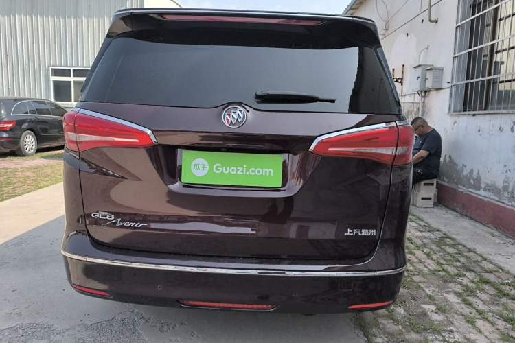 Used Buick GL8 2018 28T Avenir Avia China VI Standard Rear