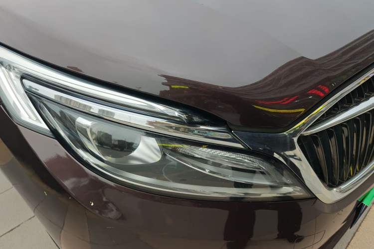Used Buick GL8 2018 ES 28T Comfort Model China VI Standard Right Front Headlight