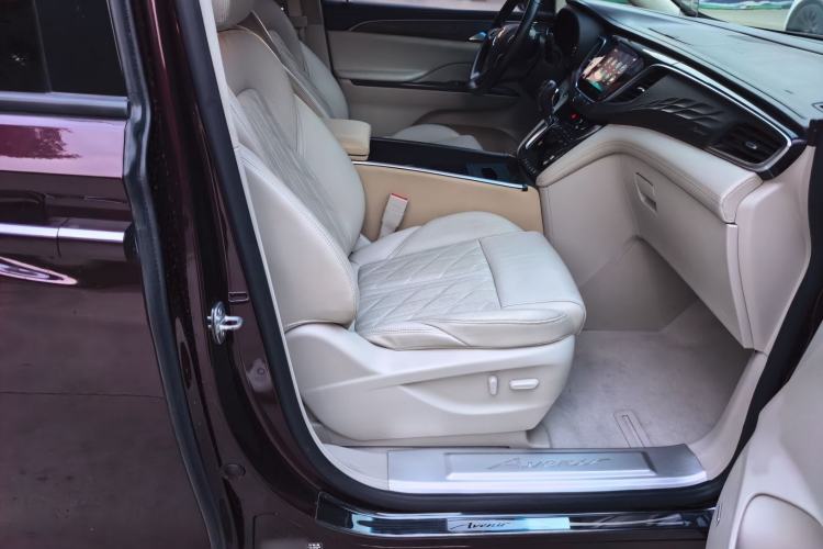 Used Buick GL8 2018 28T Avenir Avia China VI Standard Right Front Seat