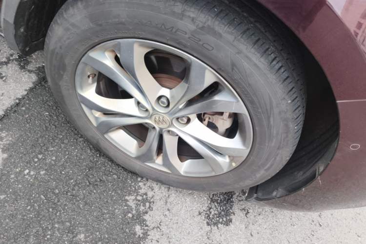 Used Buick GL8 2018 28T Avenir Avia China VI Standard Right Front Wheel Hub