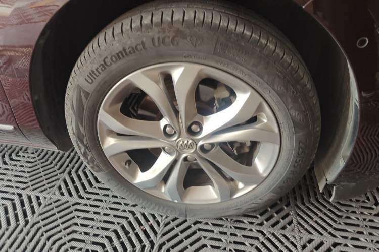 Used Buick GL8 2018 28T Avenir Avia China VI Standard Right Front Wheel Hub