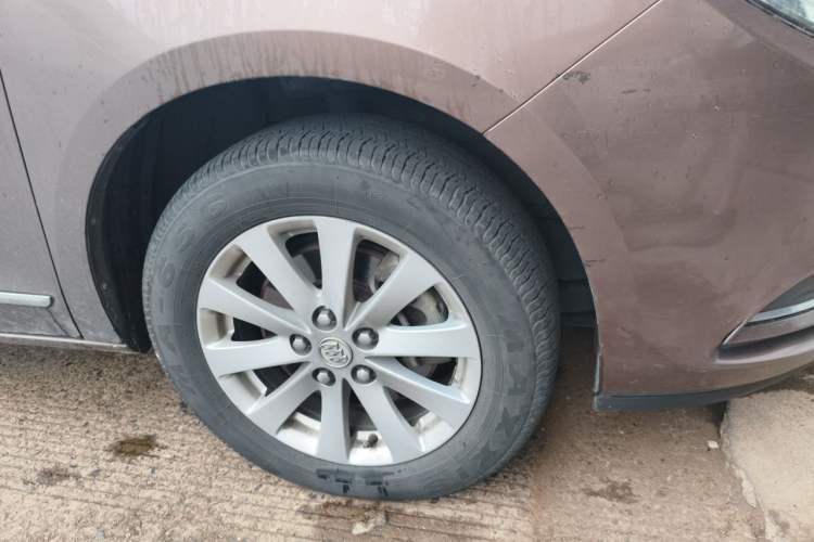 Used Buick GL8 2018 28T Luxury Model China VI Standard Right Front Wheel Hub