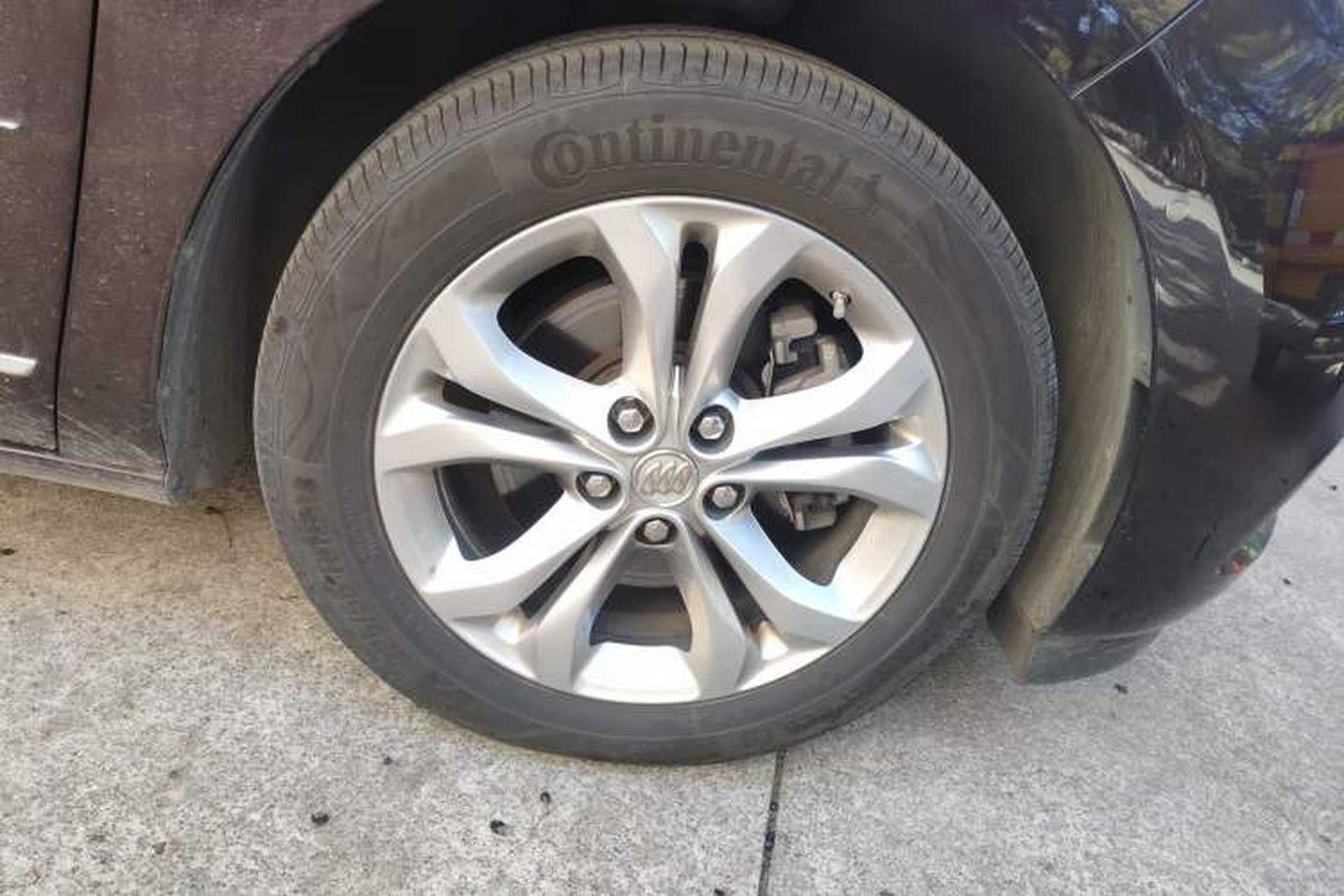 Used Buick GL8 2018 28T Avenir Avia China VI Standard Right Front Wheel Hub