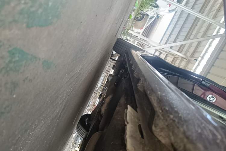 Used Buick GL8 2018 28T Avenir Avia China VI Standard Right Side Sill