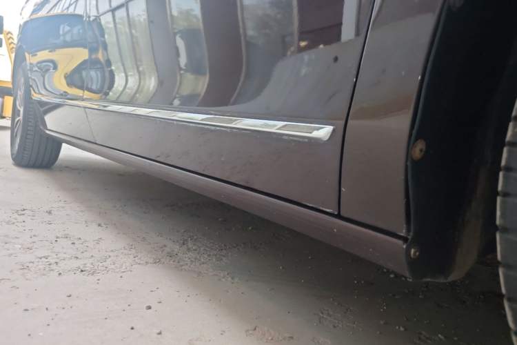 Used Buick GL8 2018 ES 28T Flagship Model China VI Standard Right Side Sill