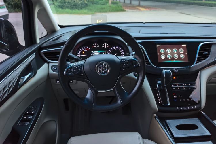 Used Buick GL8 2018 28T Avenir Avia China VI Standard Steering Wheel