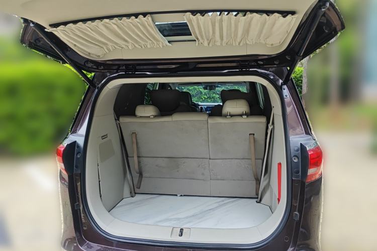 Used Buick GL8 2018 ES 28T Comfort Model China VI Standard Trunk