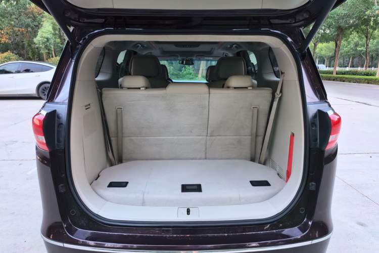 Used Buick GL8 2018 28T Avenir Avia China VI Standard Trunk