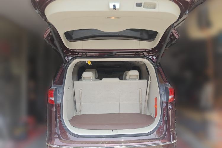 Used Buick GL8 2018 28T Avenir Avia China VI Standard Trunk