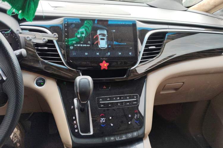 Used Buick GL8 2018 ES 28T Luxury Model China VI Standard Audio And AC Panel