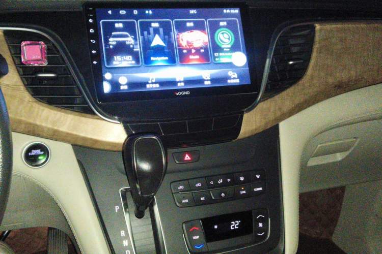 Used Buick GL8 2018 ES 28T Comfort Model China VI Standard Audio And AC Panel