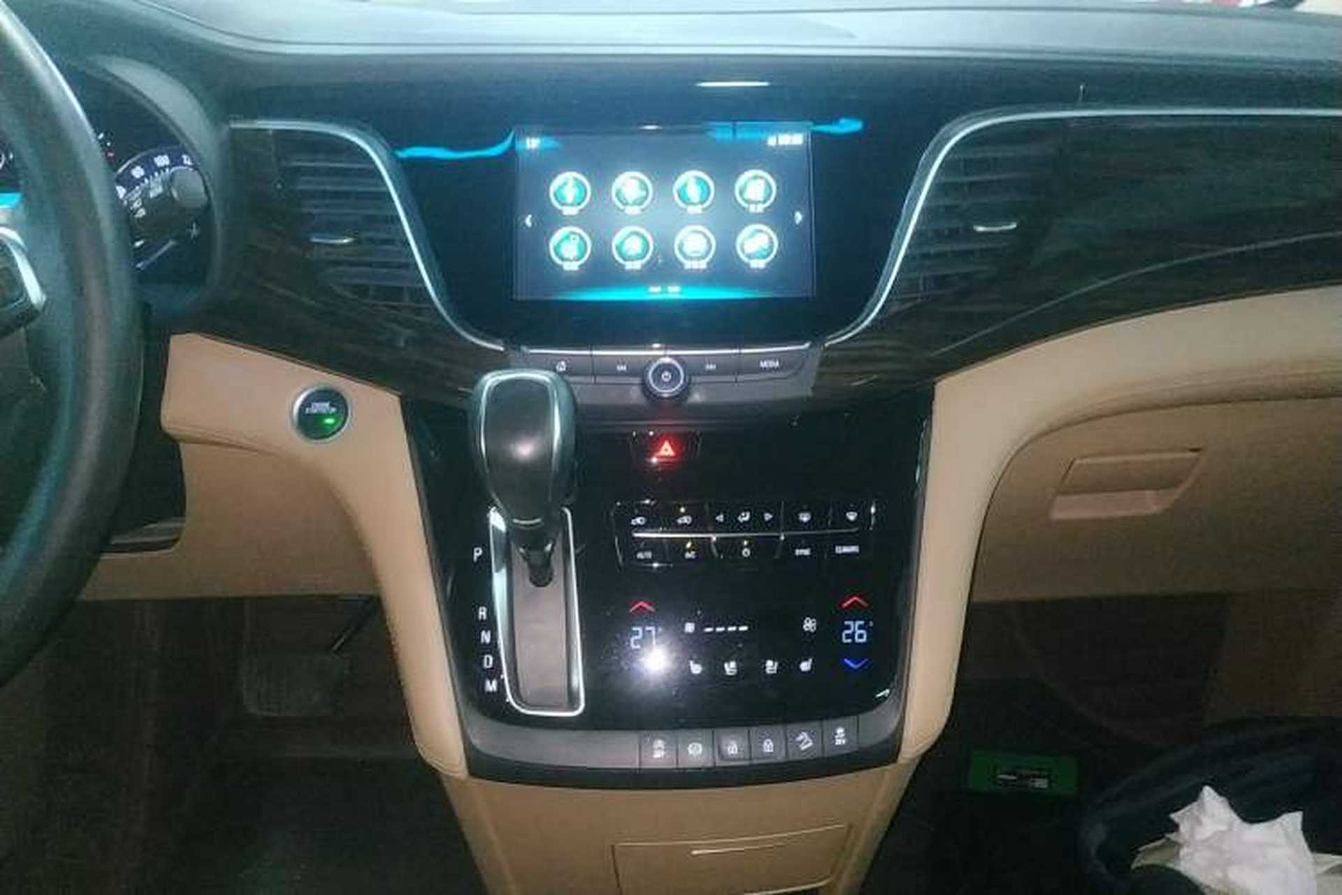Used Buick GL8 2018 ES 28T Flagship Model China VI Standard Audio And AC Panel