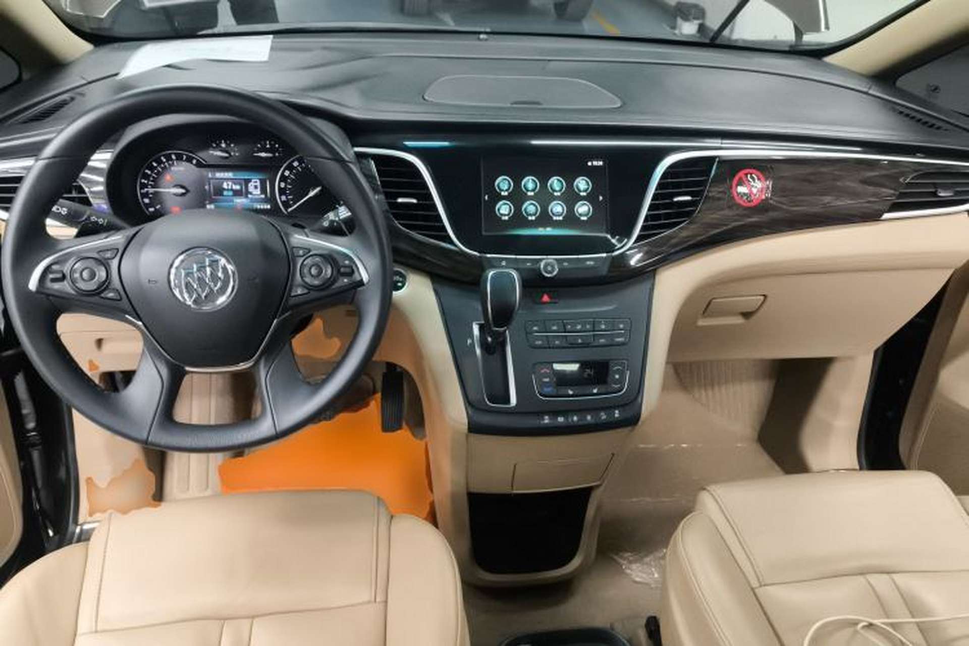 Used Buick GL8 2018 ES 28T Premium Model China VI Standard Center Console