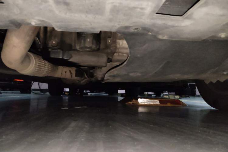 Used Buick GL8 2018 ES 28T Comfort Model China VI Standard Chassis Front