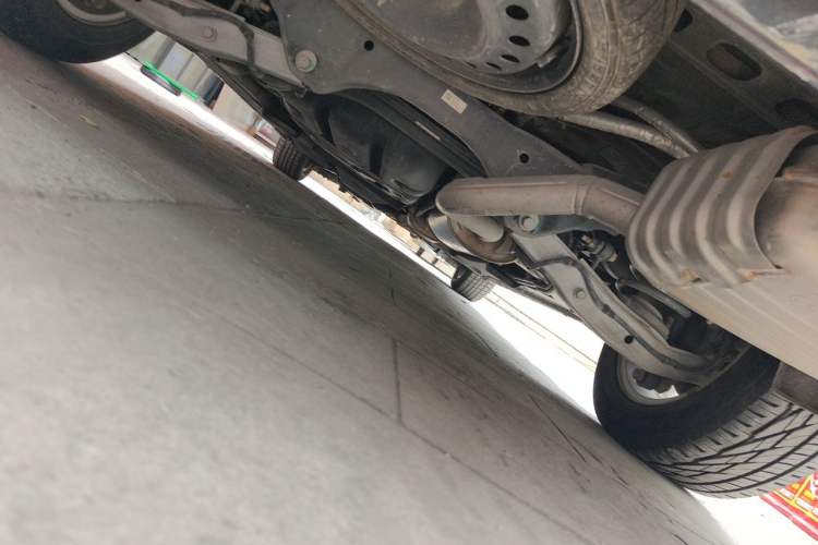 Used Buick GL8 2018 ES 28T Comfort Model China VI Standard Chassis Front