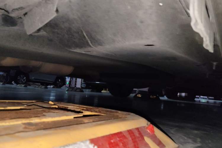 Used Buick GL8 2018 ES 28T Comfort Model China VI Standard Chassis Front Left