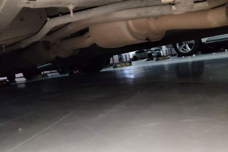 Used Buick GL8 2018 ES 28T Comfort Model China VI Standard Chassis Front Right